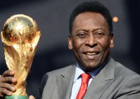 Pelé dies, the only footballer who won 3 World Cups (and who only needed to "play on the Moon")